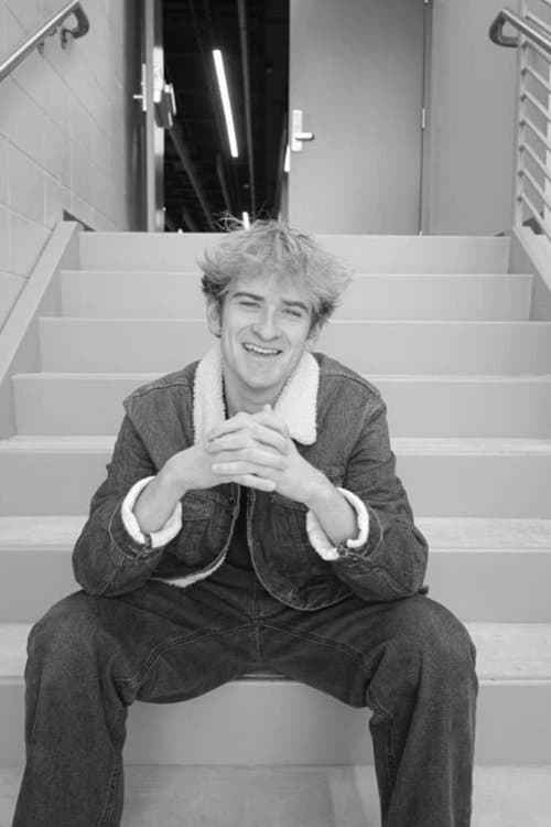 Noah Fox